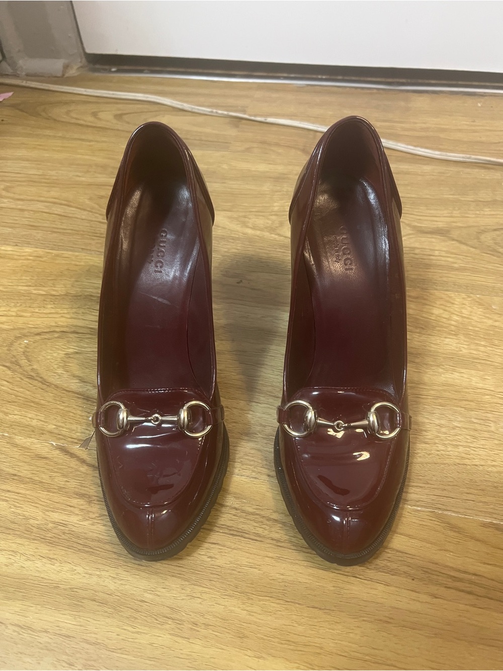 Gucci Burgundy Patent Leather Horsebit Pumps size 38